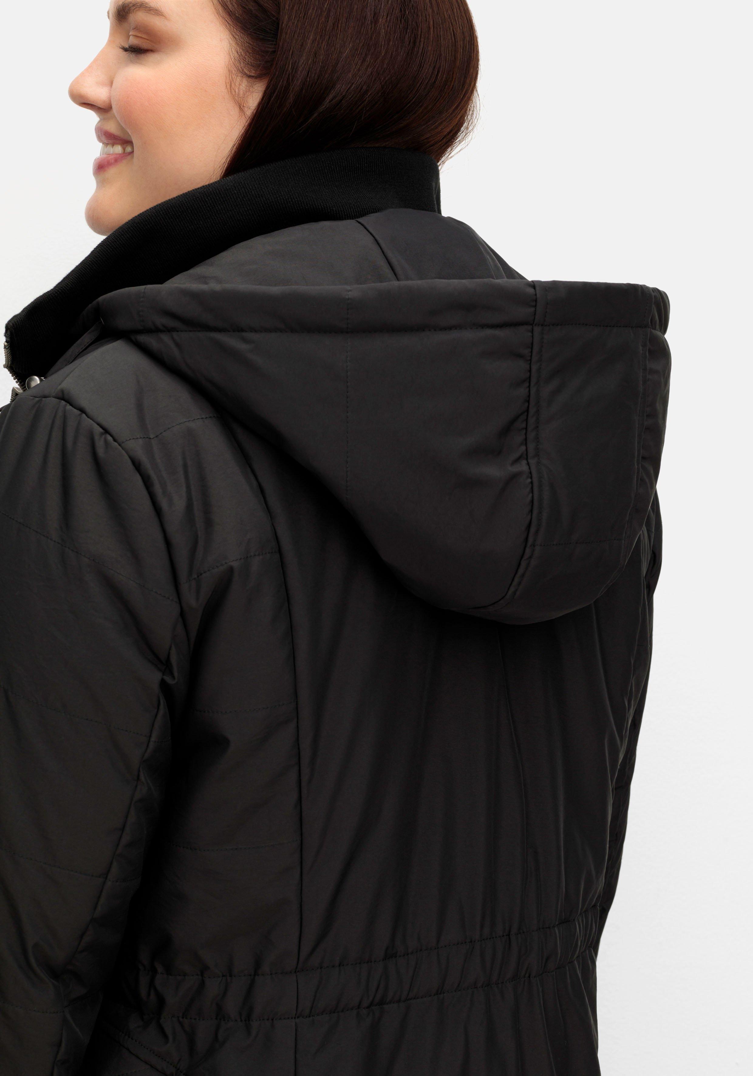 Steppjacke mit abnehmbarer Kapuze