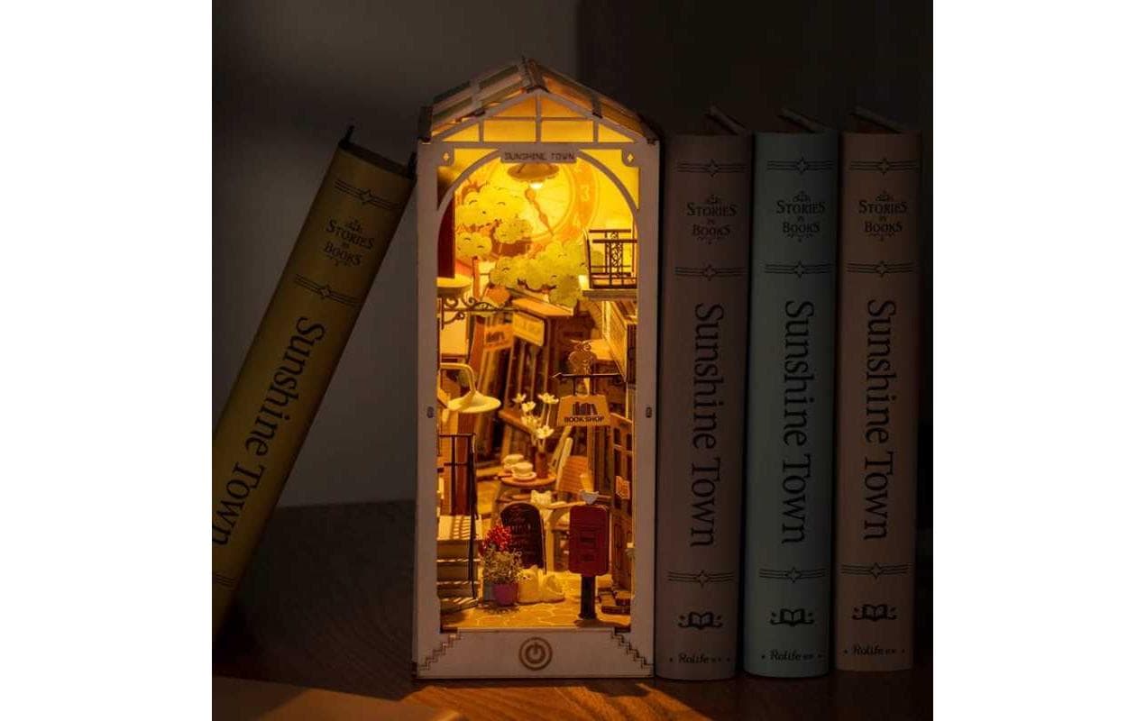 Bausatz Book Nook Sunshine Town3D-Puzzle aus lasergeschnittenen Holzteilen