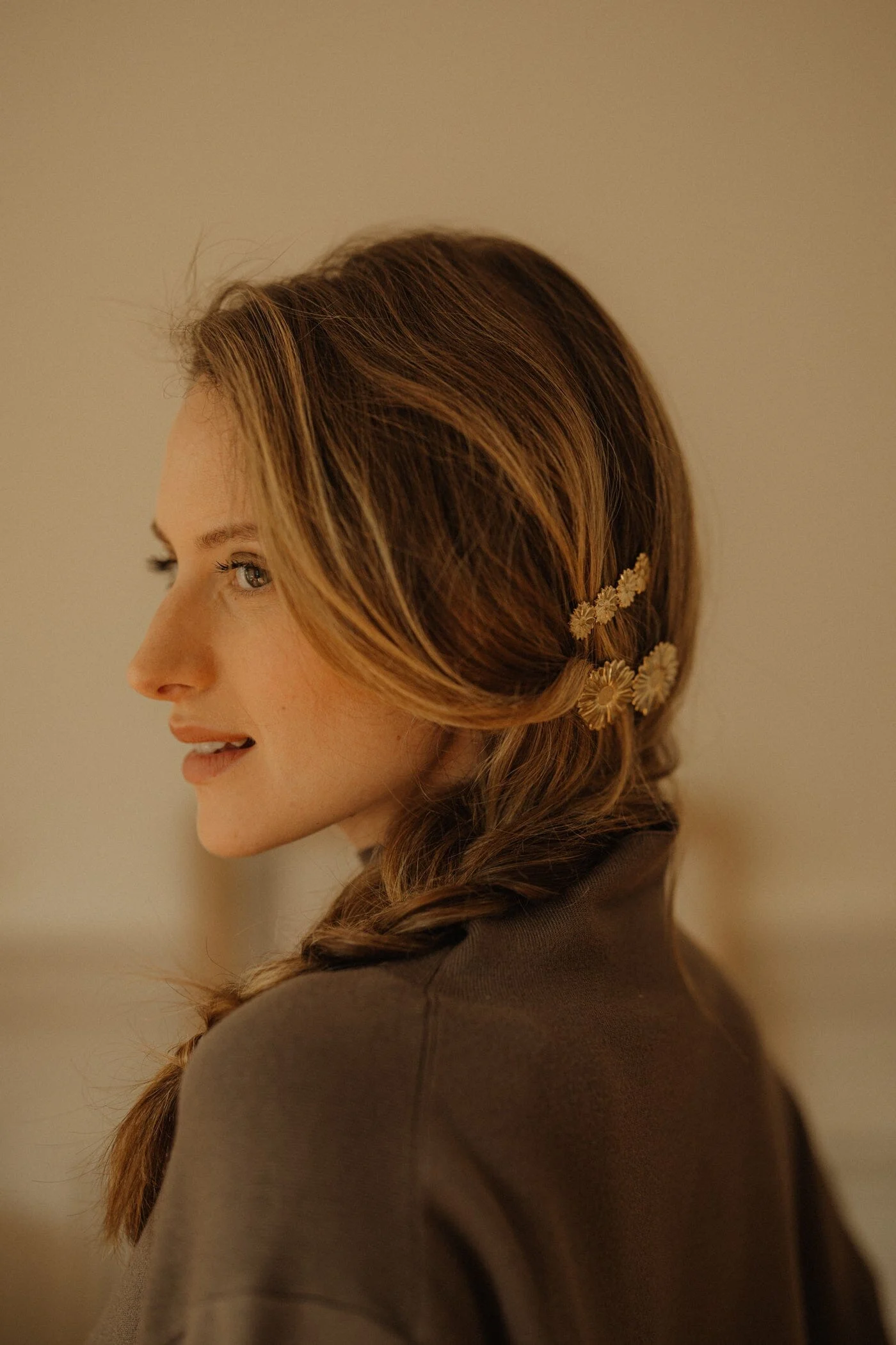 MAÏA - Mini barrette fleurs doré à l'or fin | Doré