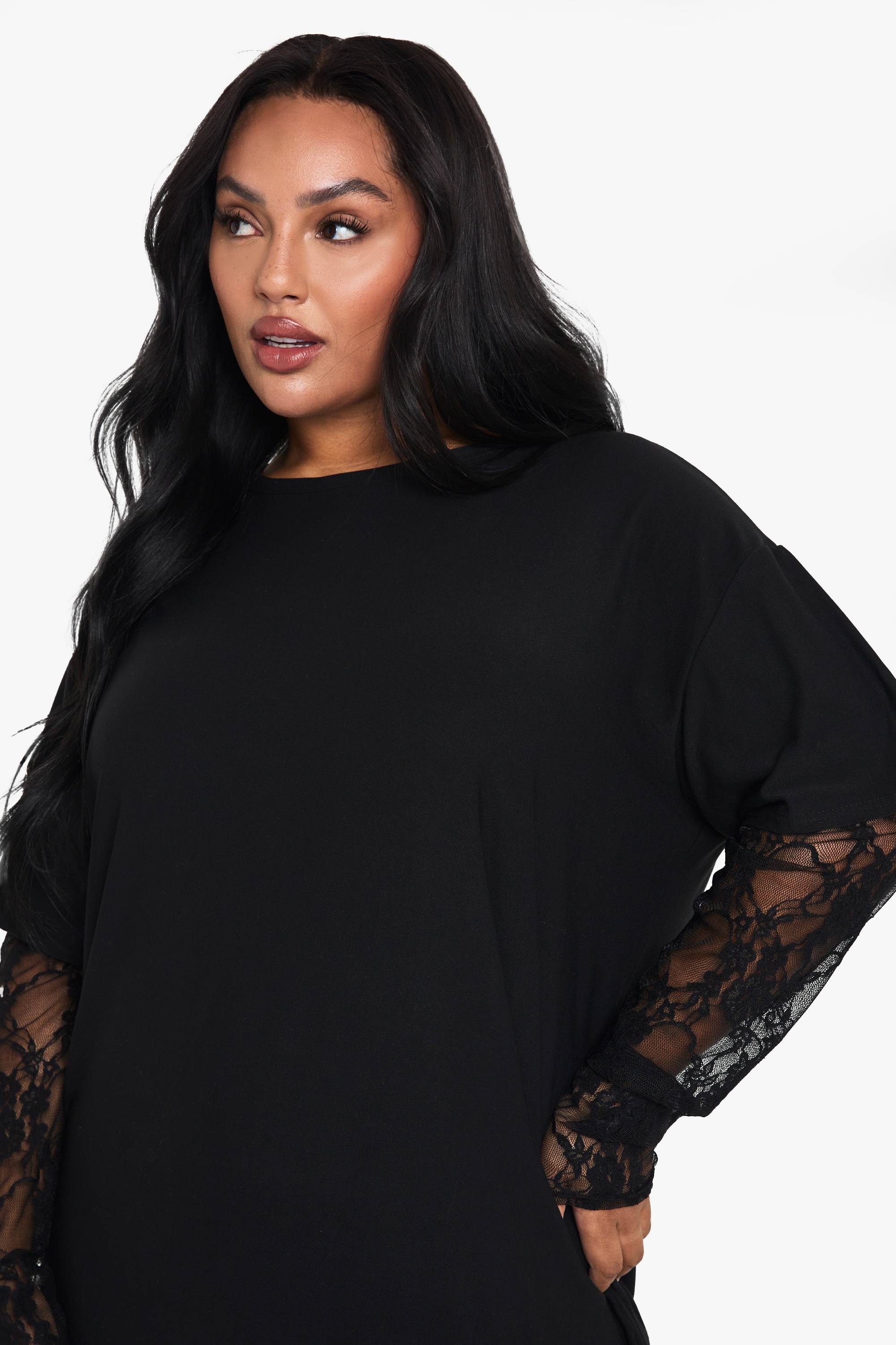 boohoo Robe t-shirt oversize à manches en dentelle