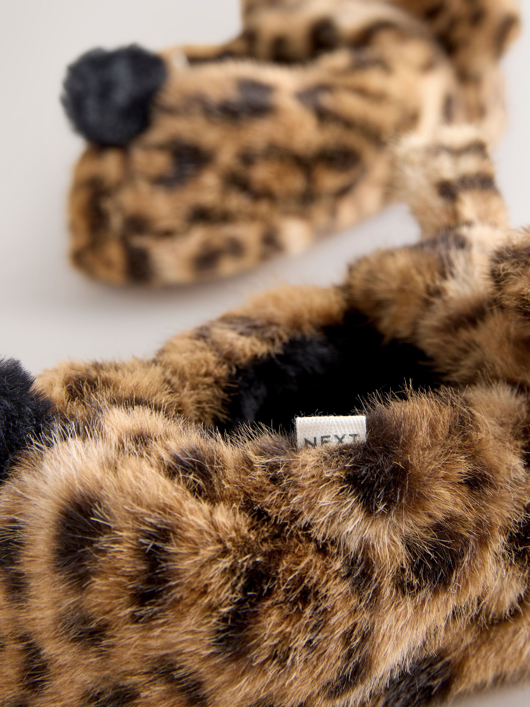 Dierenprint - Shoot pantoffels