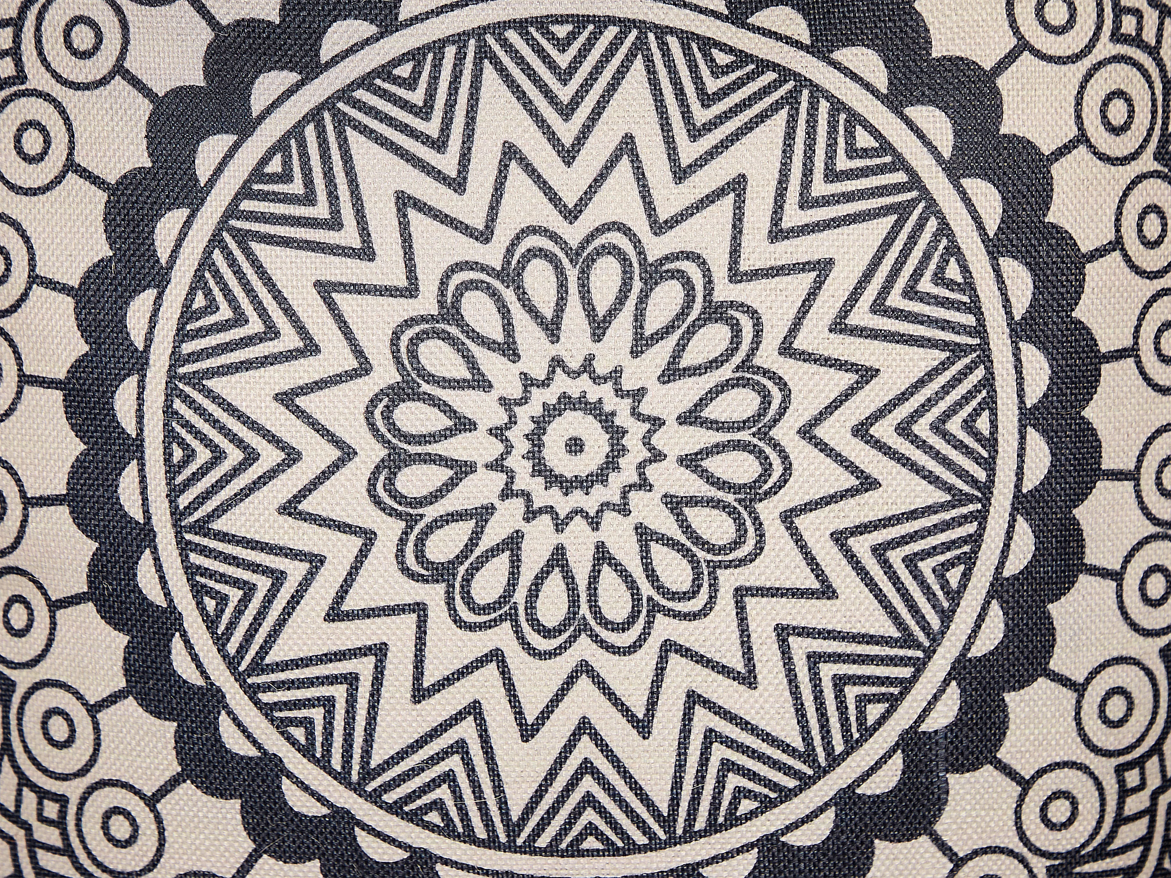 Set van 2 sierkussens GERANIUM 45 x 45 cm Zwart oosters patroon