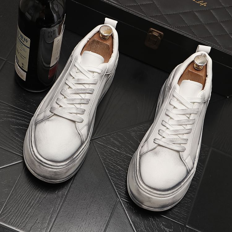 Mr Ozera - Platform Washed Lace Up Sneakers