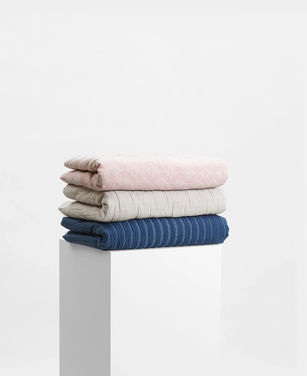 Normann Copenhagen  Slumber sengetæppe, Weave Warm Grey - 250x250 cm.