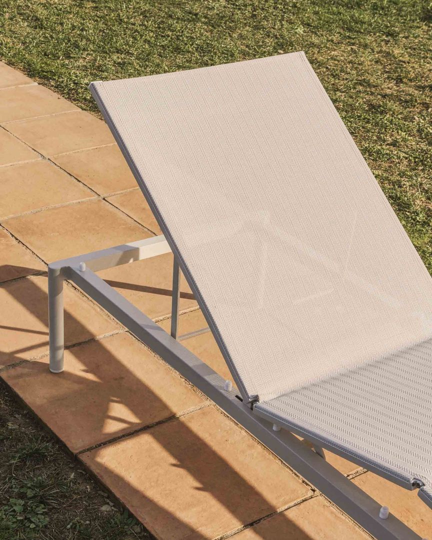 Kave Home   Lesina Outdoor Ligstoel