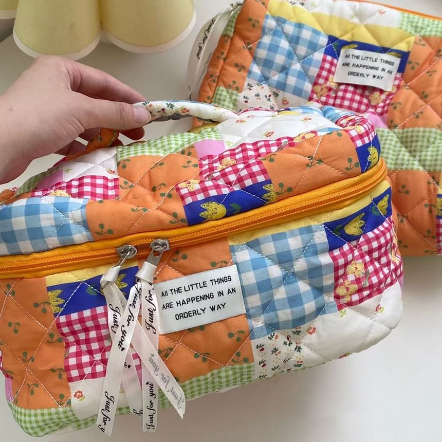 ZenlyHabit - Letterapplicatie Patchwork Stof Make-uptas / Clutch