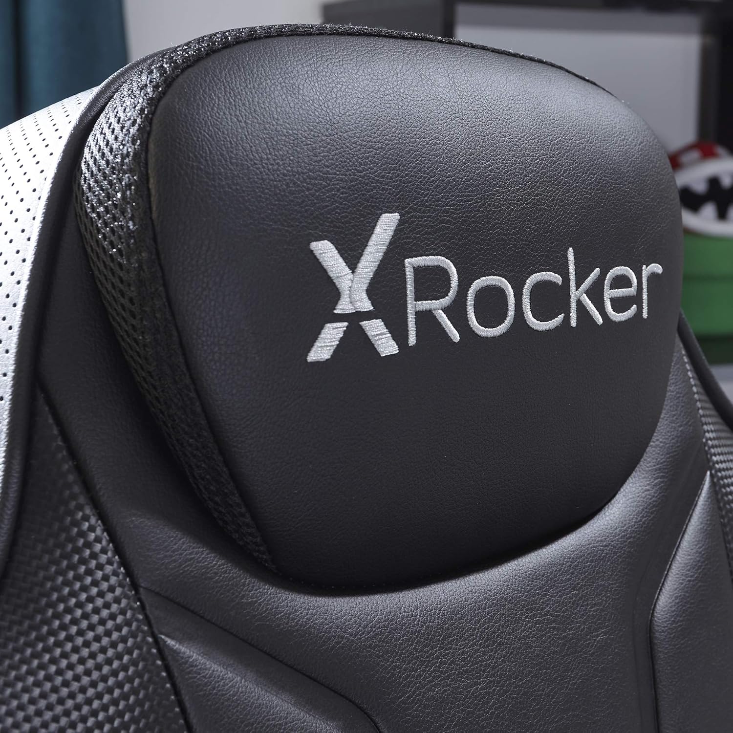 X Rocker Monsoon RGB 4.1 Gaming & Entertainment Sessel mit 4.1 Soundsystem, Neo-Motion Beleuchtung, Bluetooth & Vibration