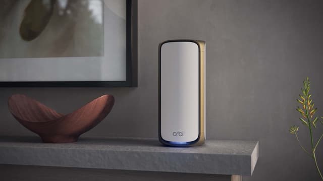 Netgear Orbi 970 (RBE972S) WiFi 7 Mesh system (2-pak)