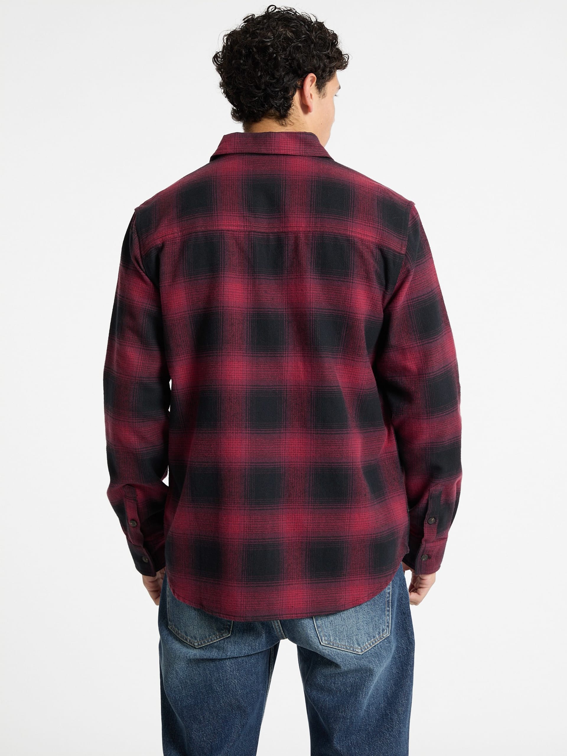 Camisa xadrez de manga comprida com bolso