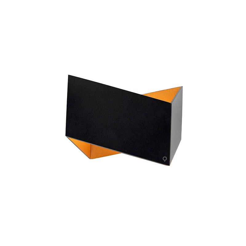 Design wandlamp zwart met gouden binnenkant - Fold