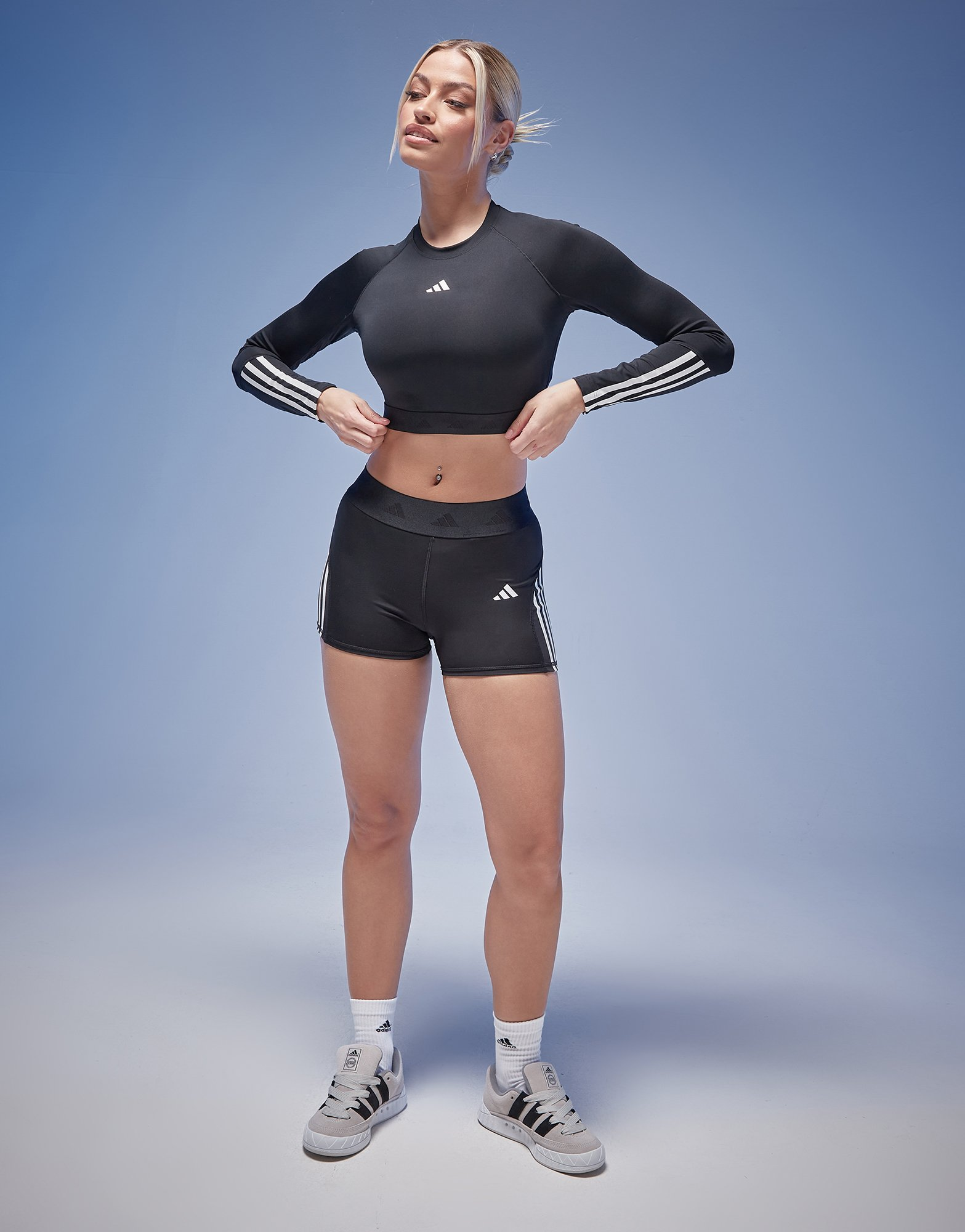 adidas T-shirt de training court à manches longues Hyperglam