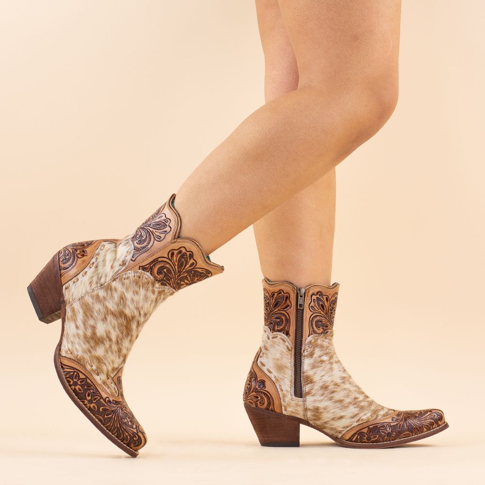 Myra Bag Boots Winchester Hair-on Hand-tooled