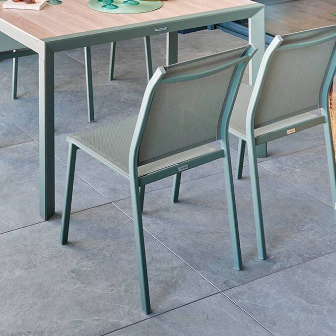 Chaise de jardin ESSENTIA Vert laurier