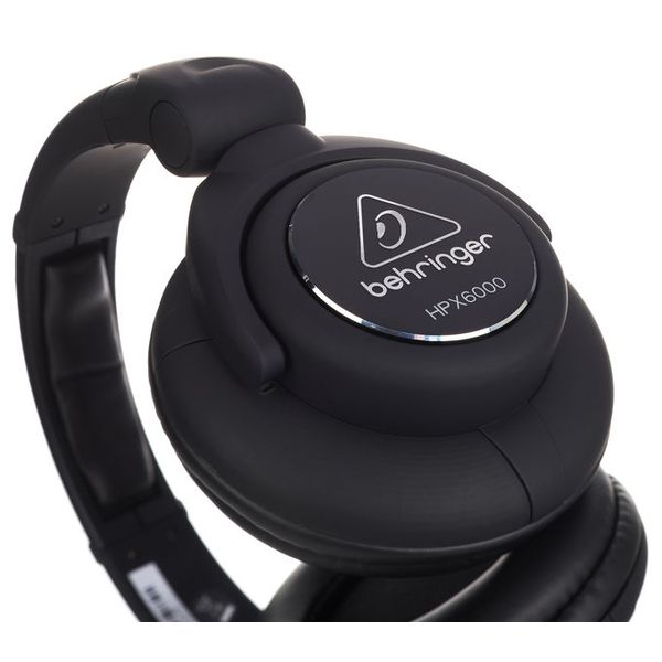 Behringer HPX6000