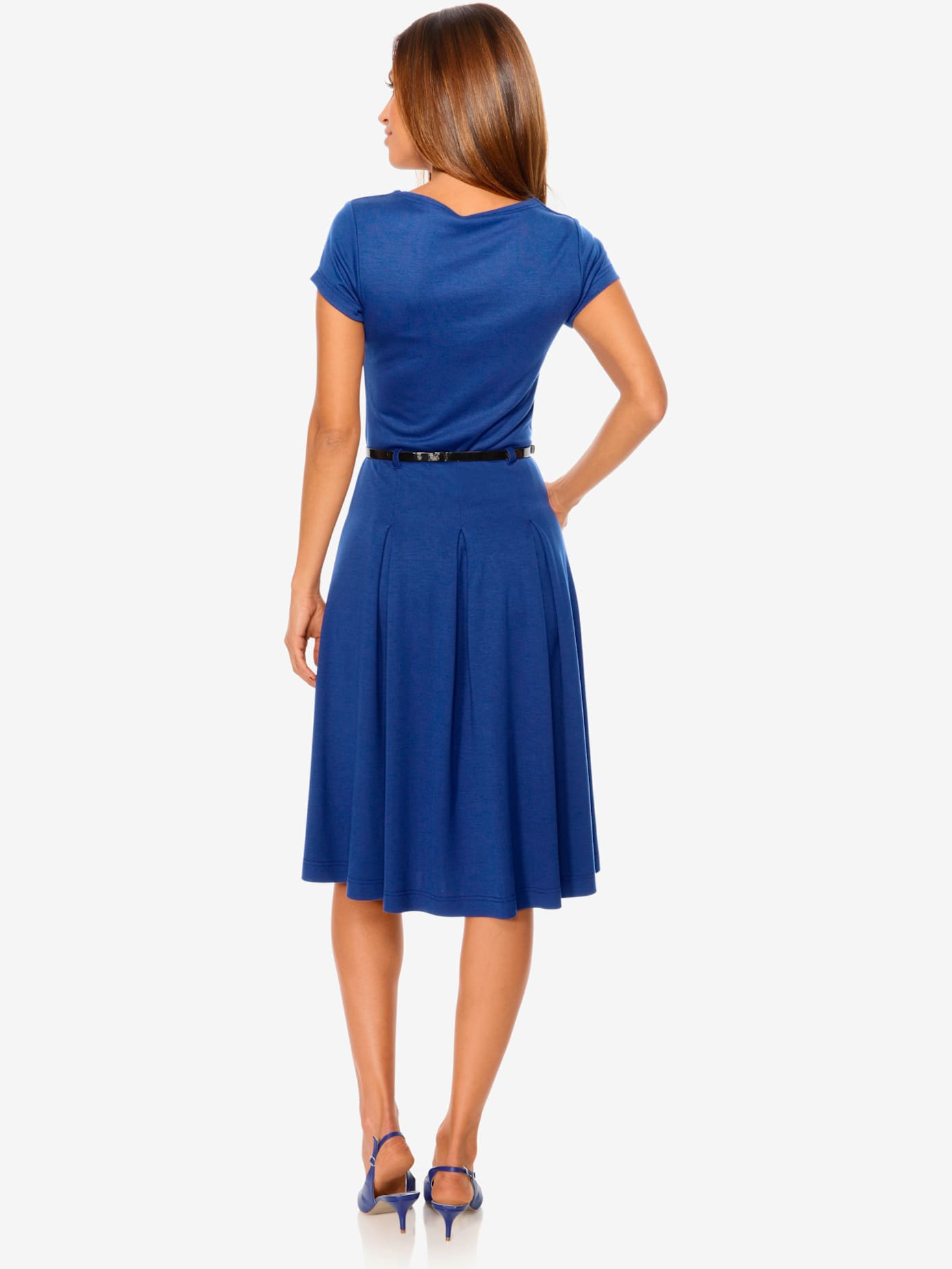 Robe en jersey look féminin avec ceinture