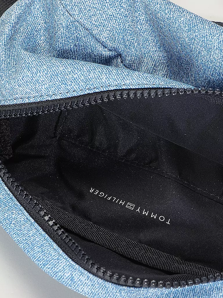 TOMMY HILFIGER Kinder Gürteltasche hellblau