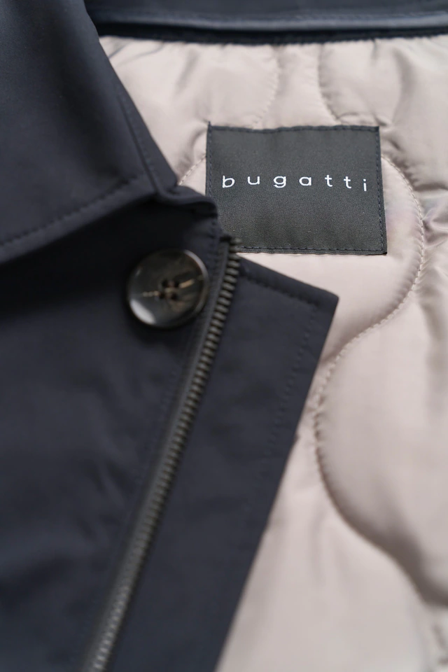bugatti Kurzmantel »wasserabweisend«, für das ganze Jahr geeignet