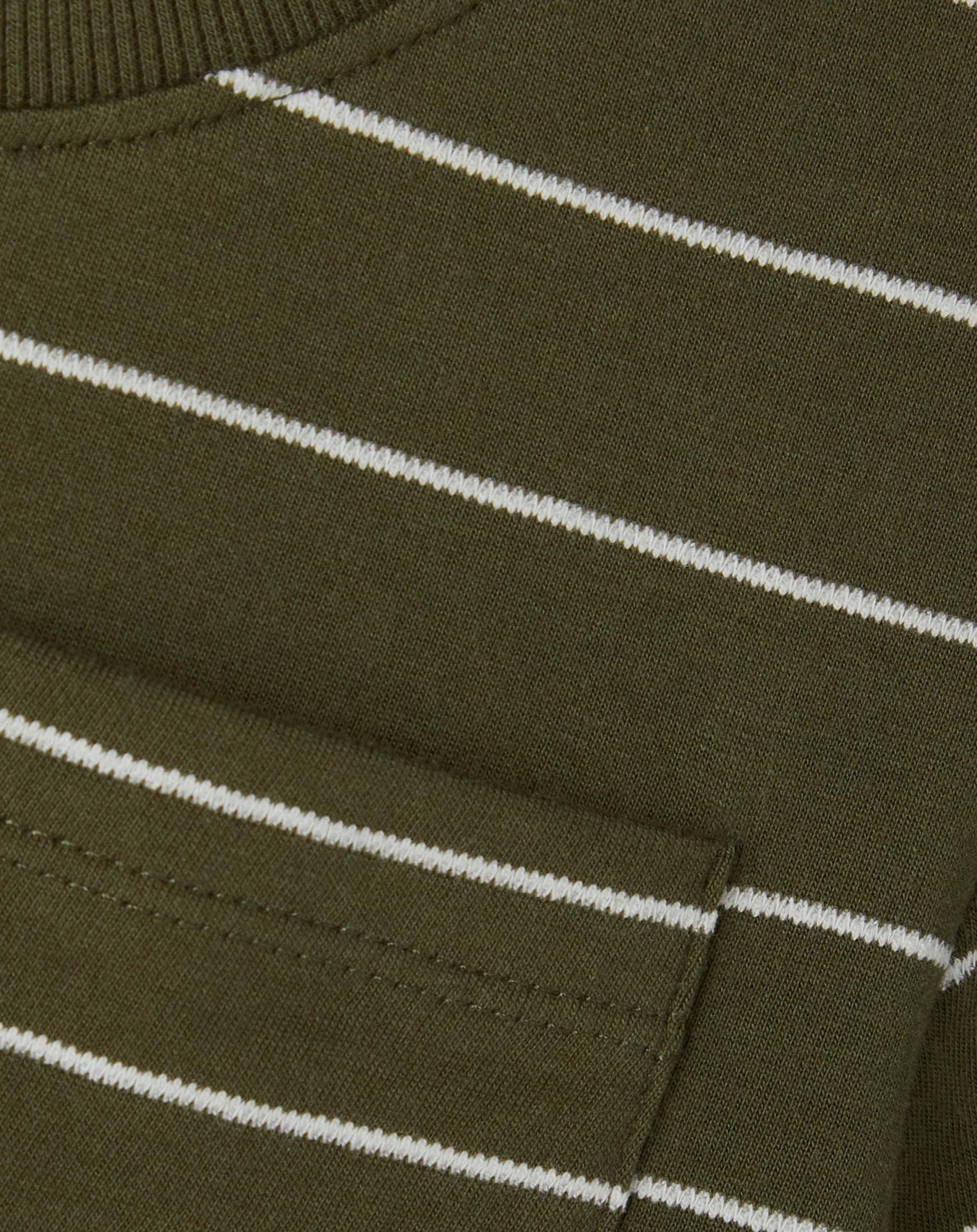 T-Shirt NKMVES gestreift in olive night