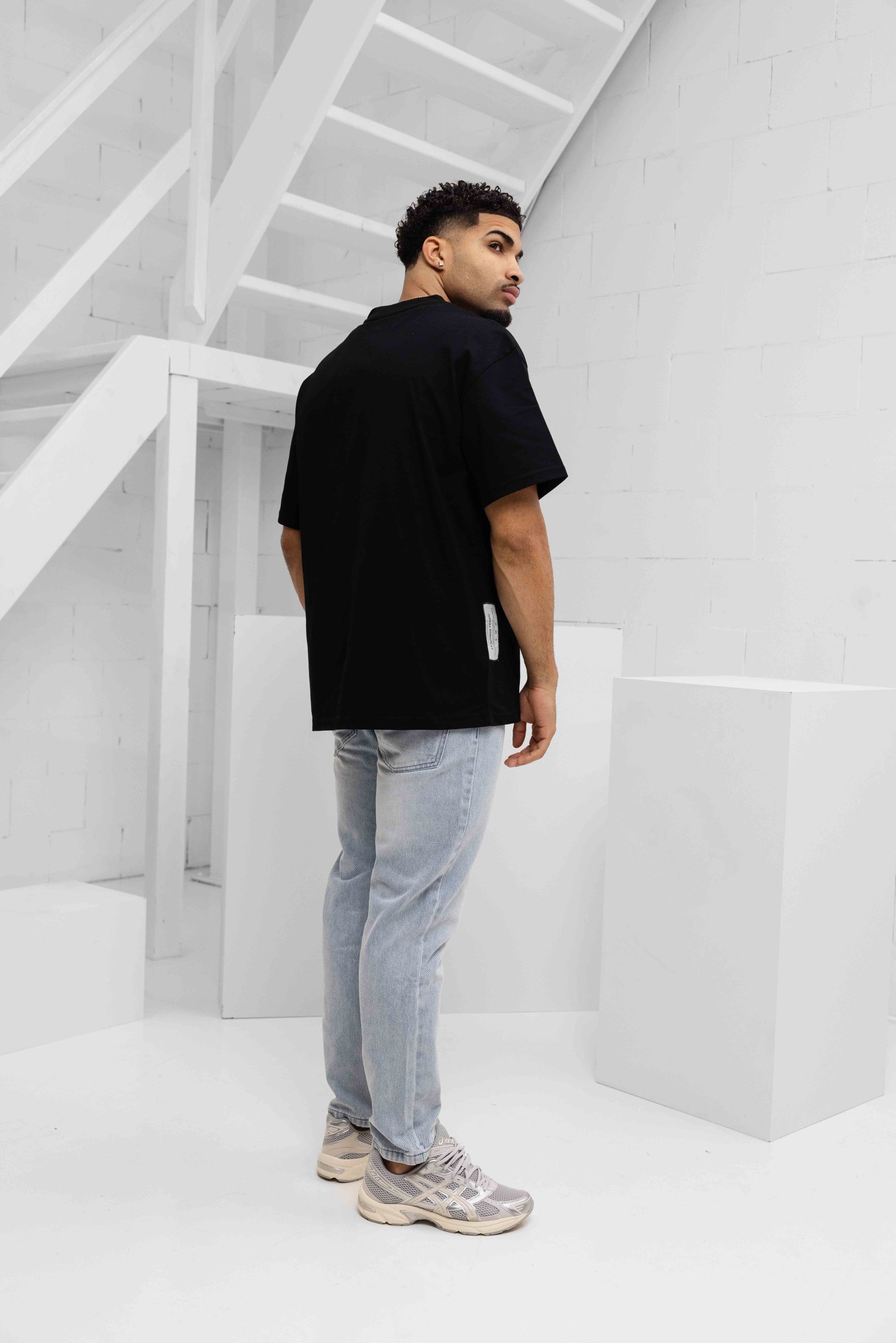 Le Monde Perdu Jacquart T-Shirt Heren Zwart