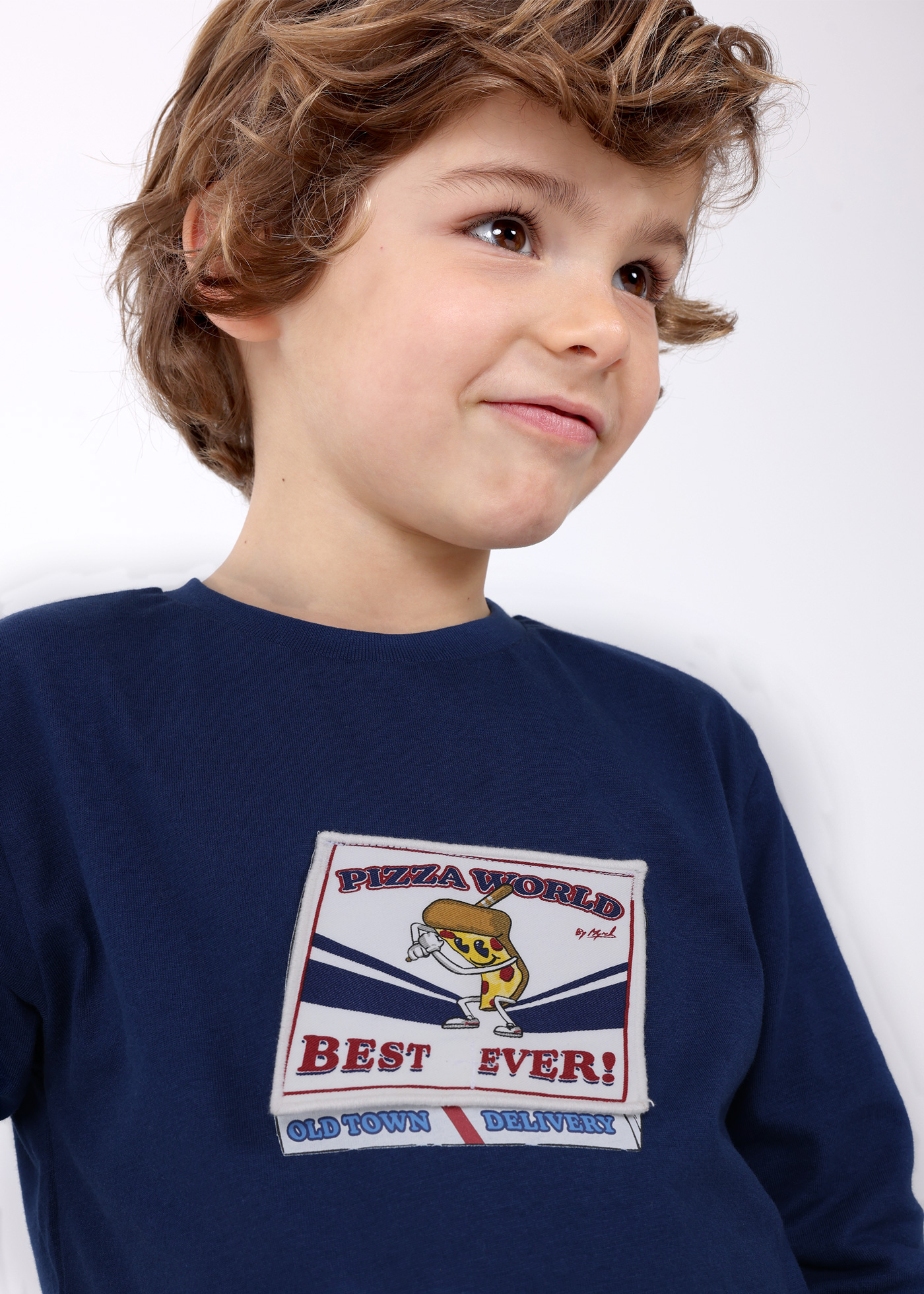 Camiseta interativa Better Cotton para meninos