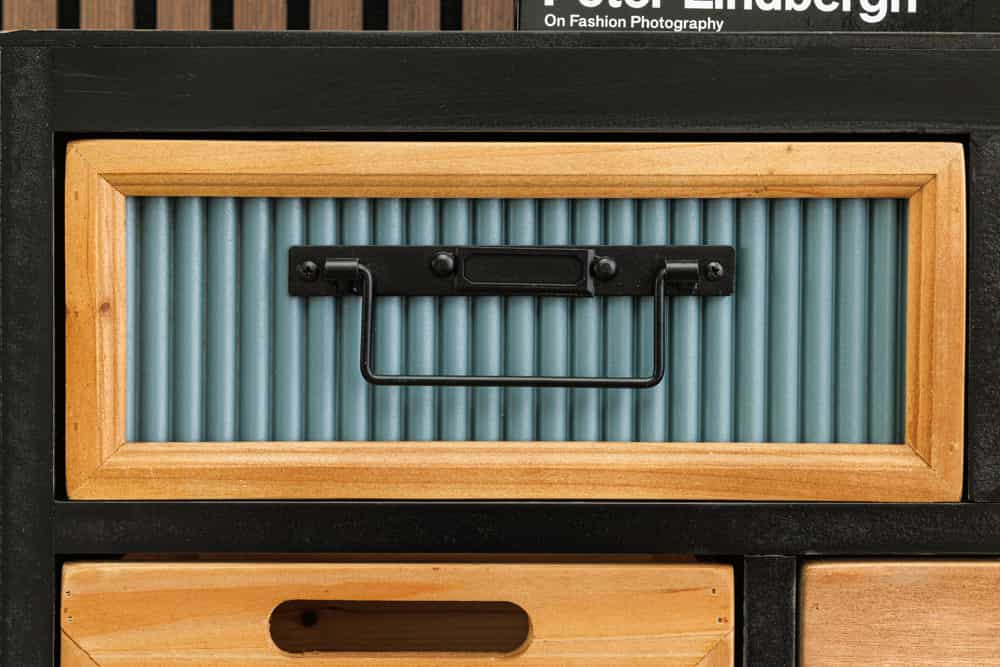 Industrial Schubladenschrank SECRETS 95cm natur braun schwarz Metall Pinienholz Kommode
