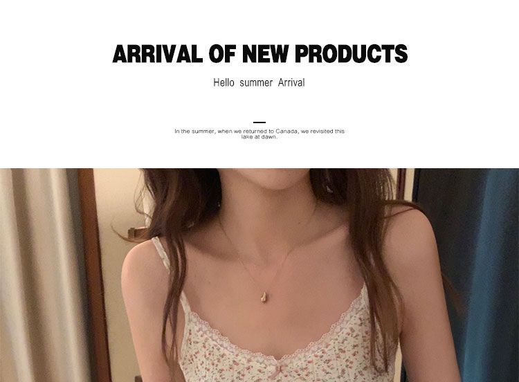 Bloombloom - Geribbeld cropped camisole met kant en strikaccent