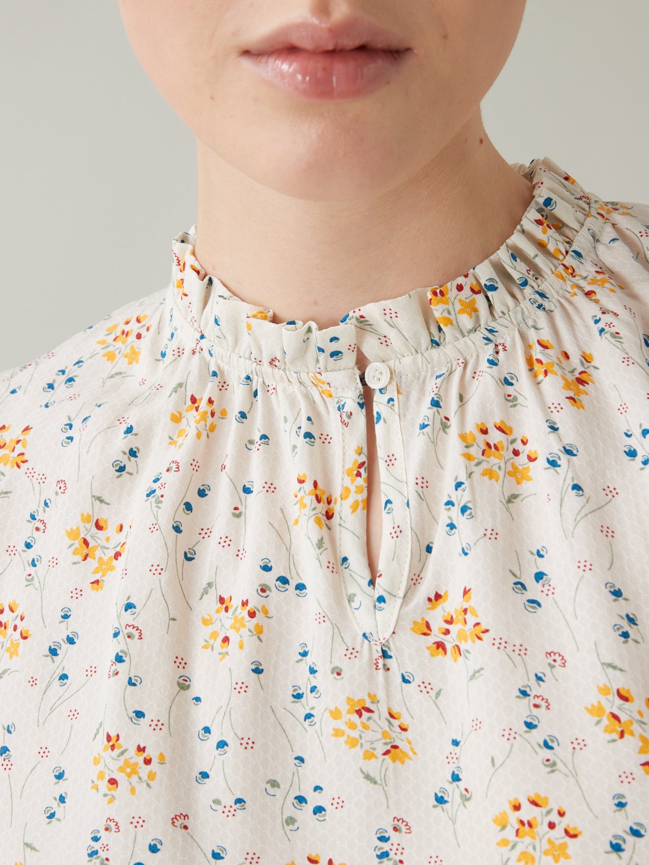 Blouse col froufrou femme imprimé Églantine