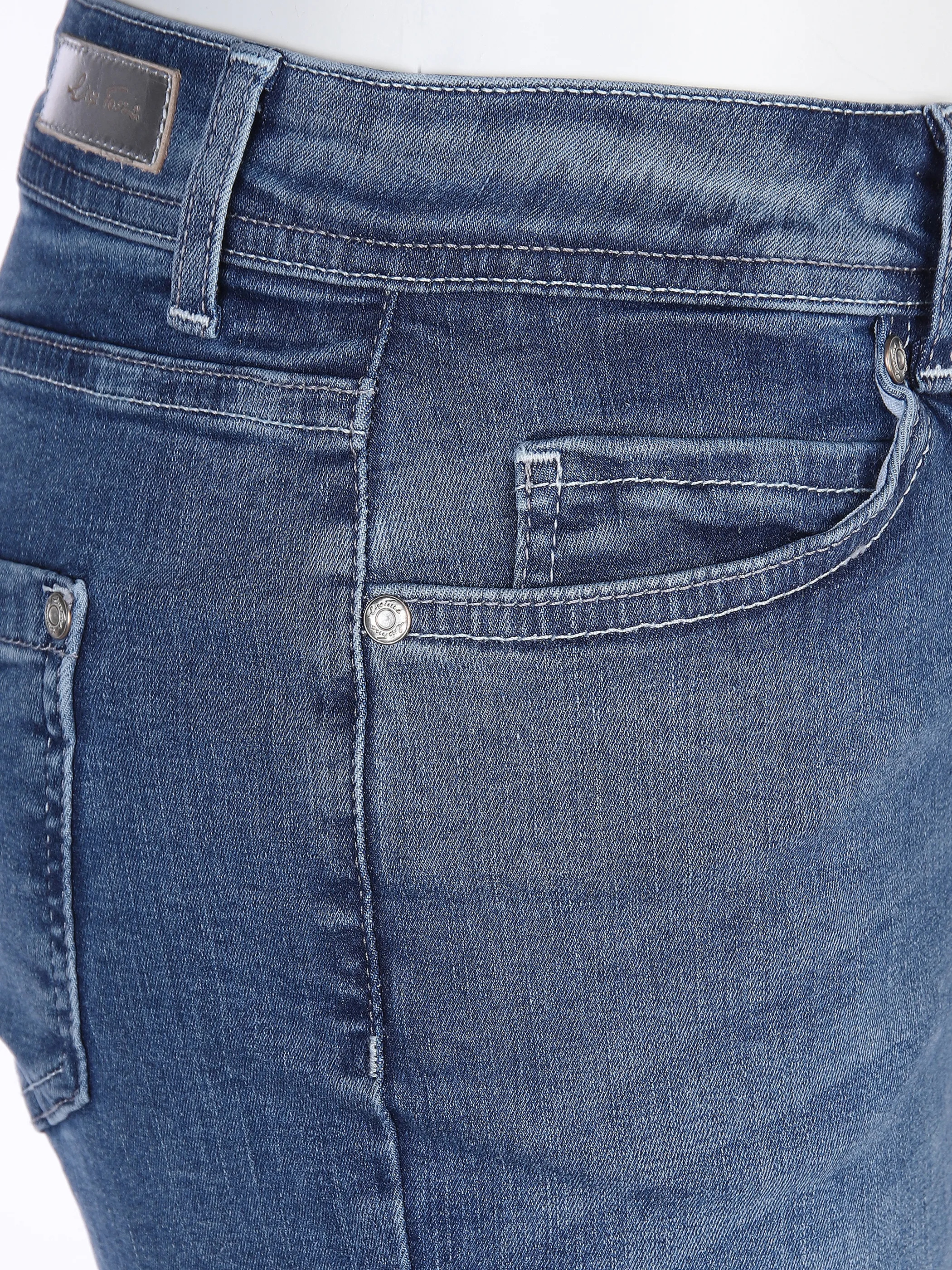Damen Jeans in Slim-Fit 
