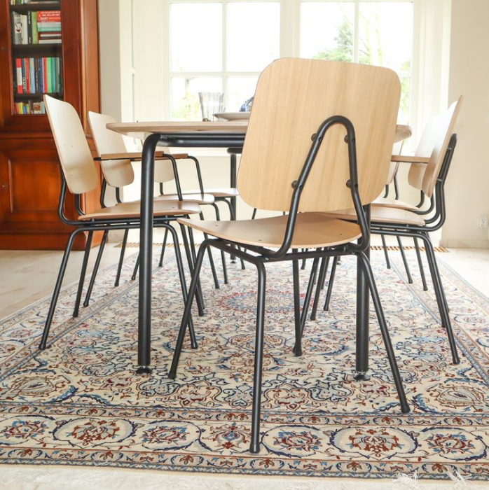 Dining 14 ZA Hout - Frame RAL9005 Jet Black + Eiken Fineer Naturel