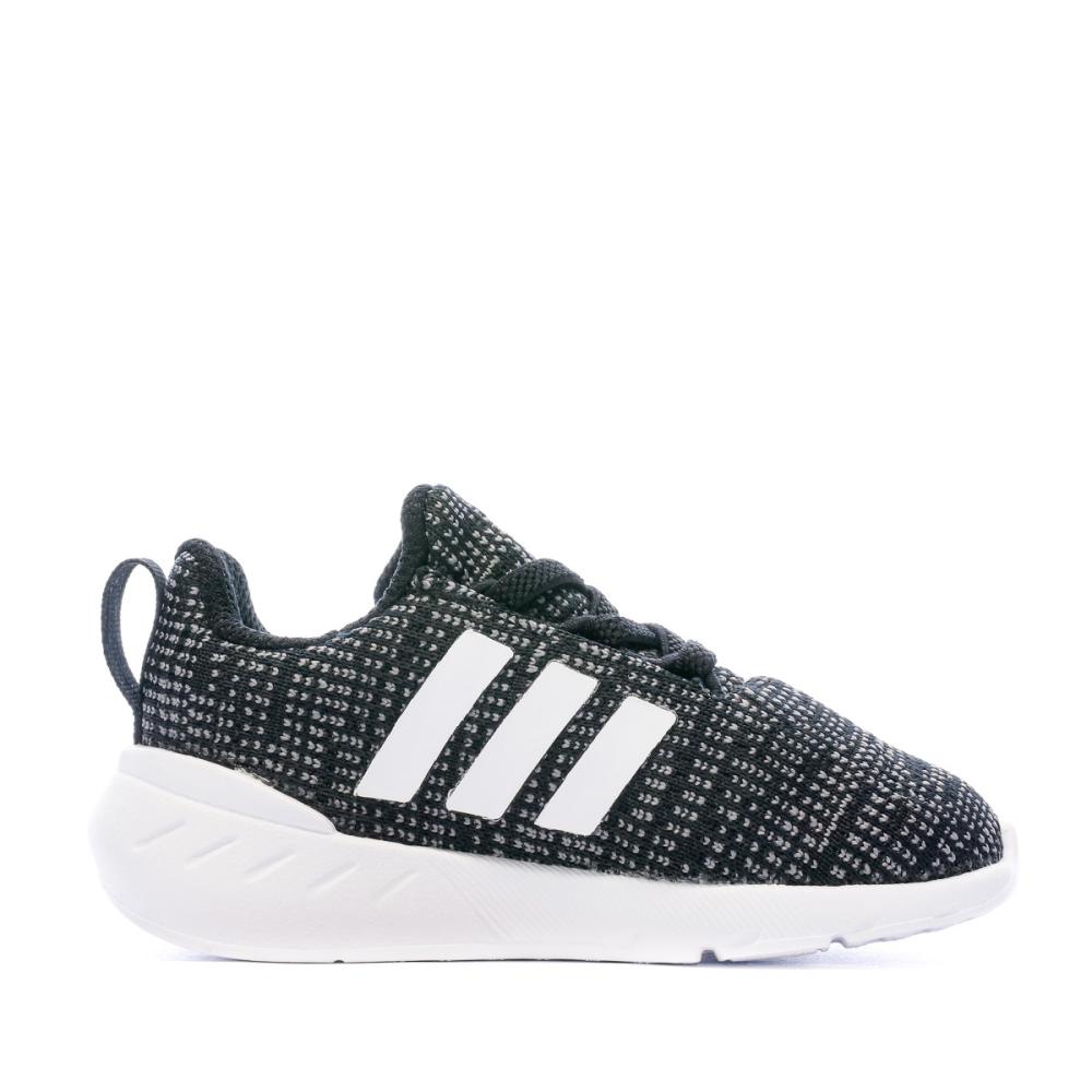 Adidas Baskets Noir/Blanc Garçon Adidas Swift Run 22