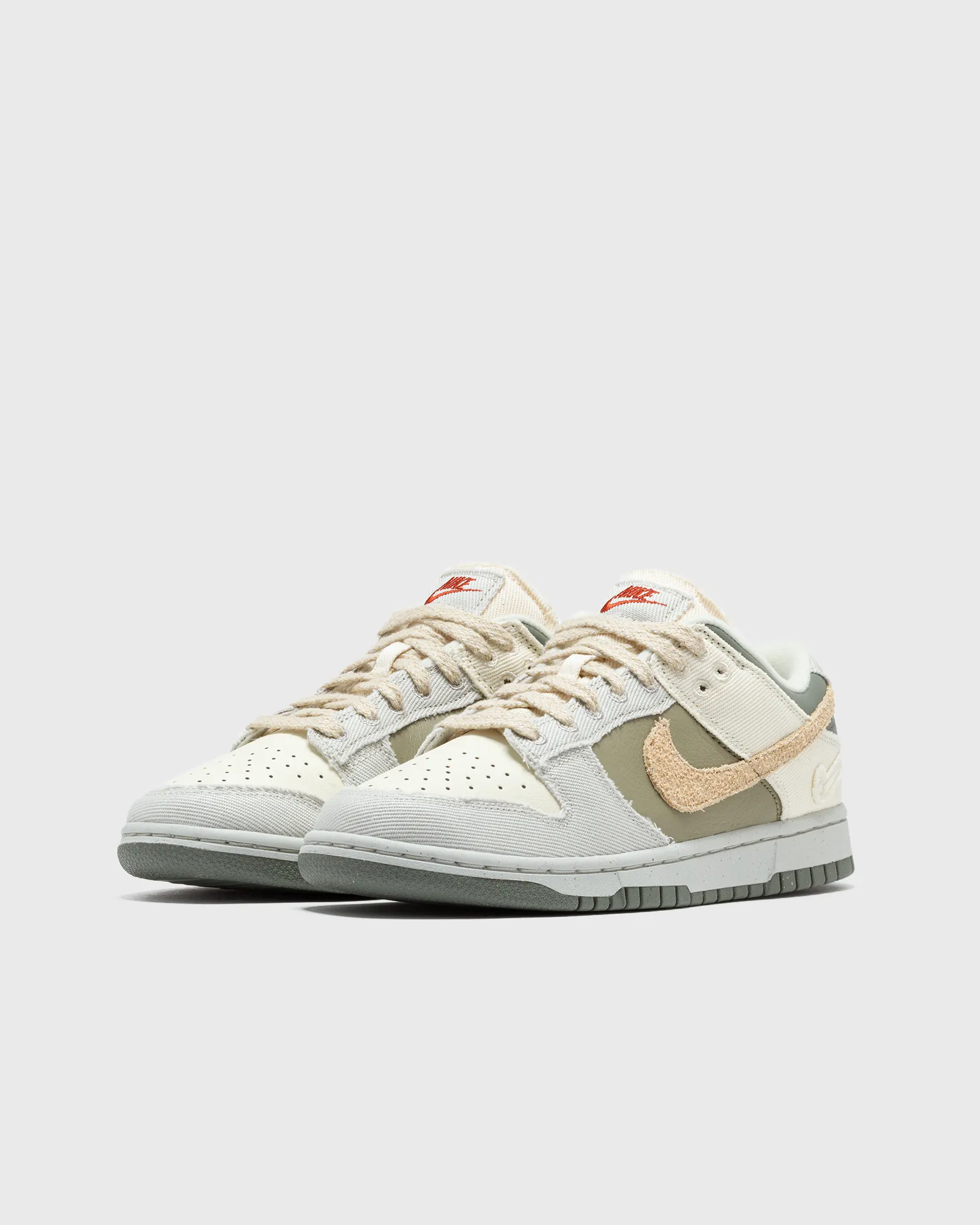 Nike WMNS DUNK LOW