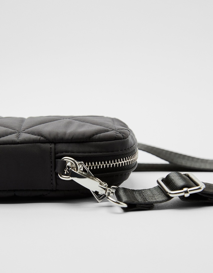 Bolsa acolchoada para celular
