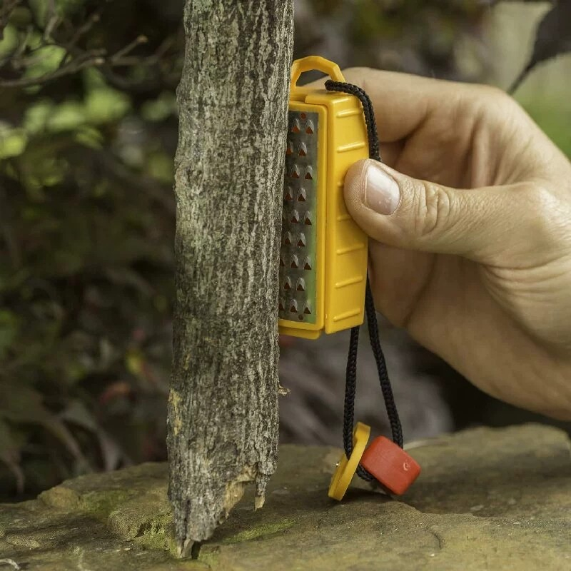 (3-tlg. Set) Feuerstarter Kit Feuerstein Schaber Feuerstahl Zündstein Holz Reibe Outdoor Werkzeug - Gelb