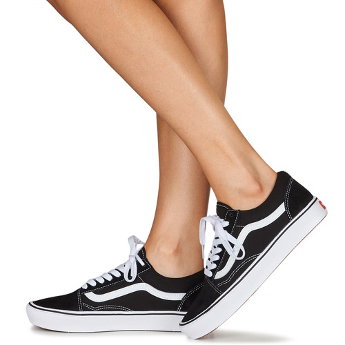 Vans - COMFYCUSH OLD SKOOL - Noir / Blanc