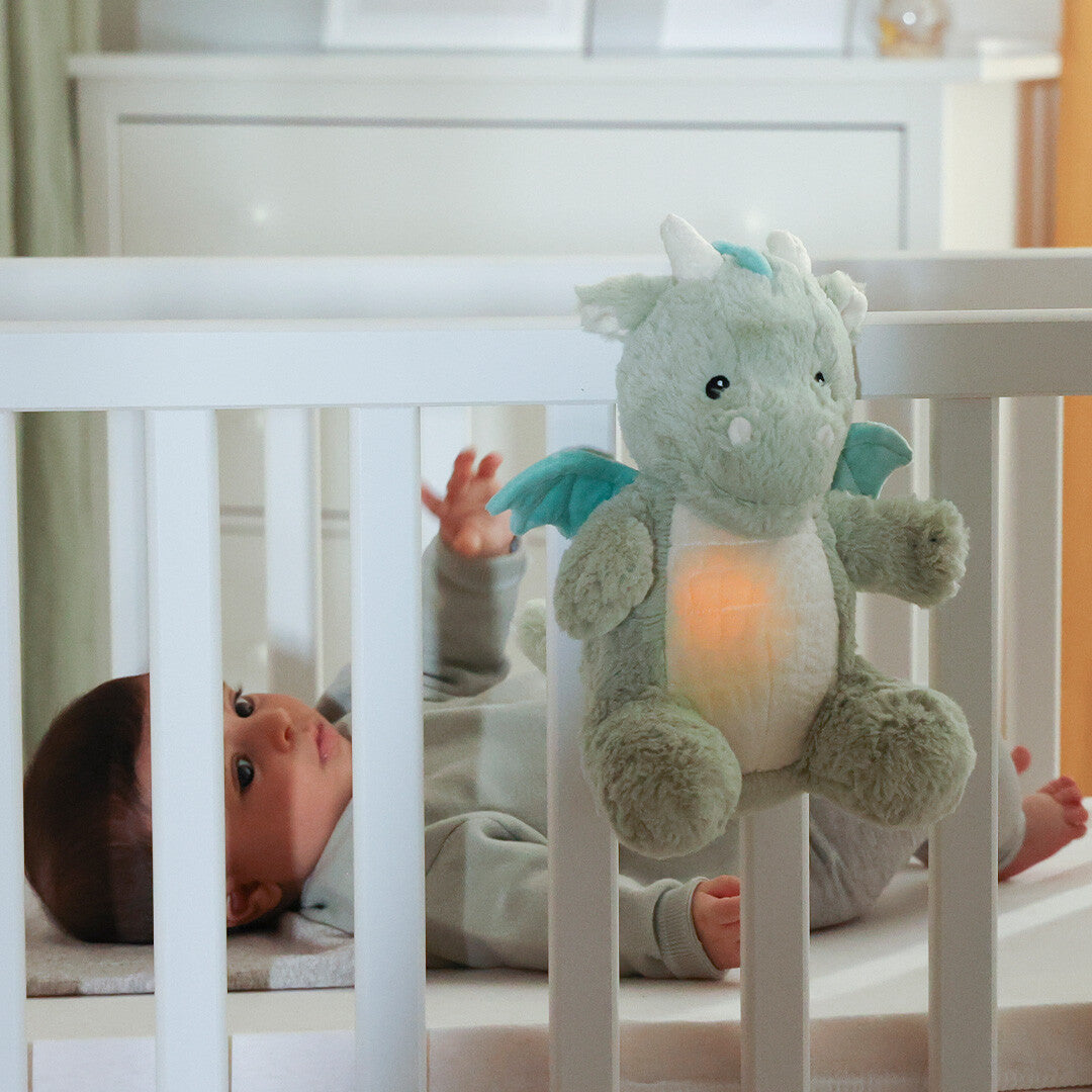 Cloud.b knuffeldraak met nachtlamp en geluid