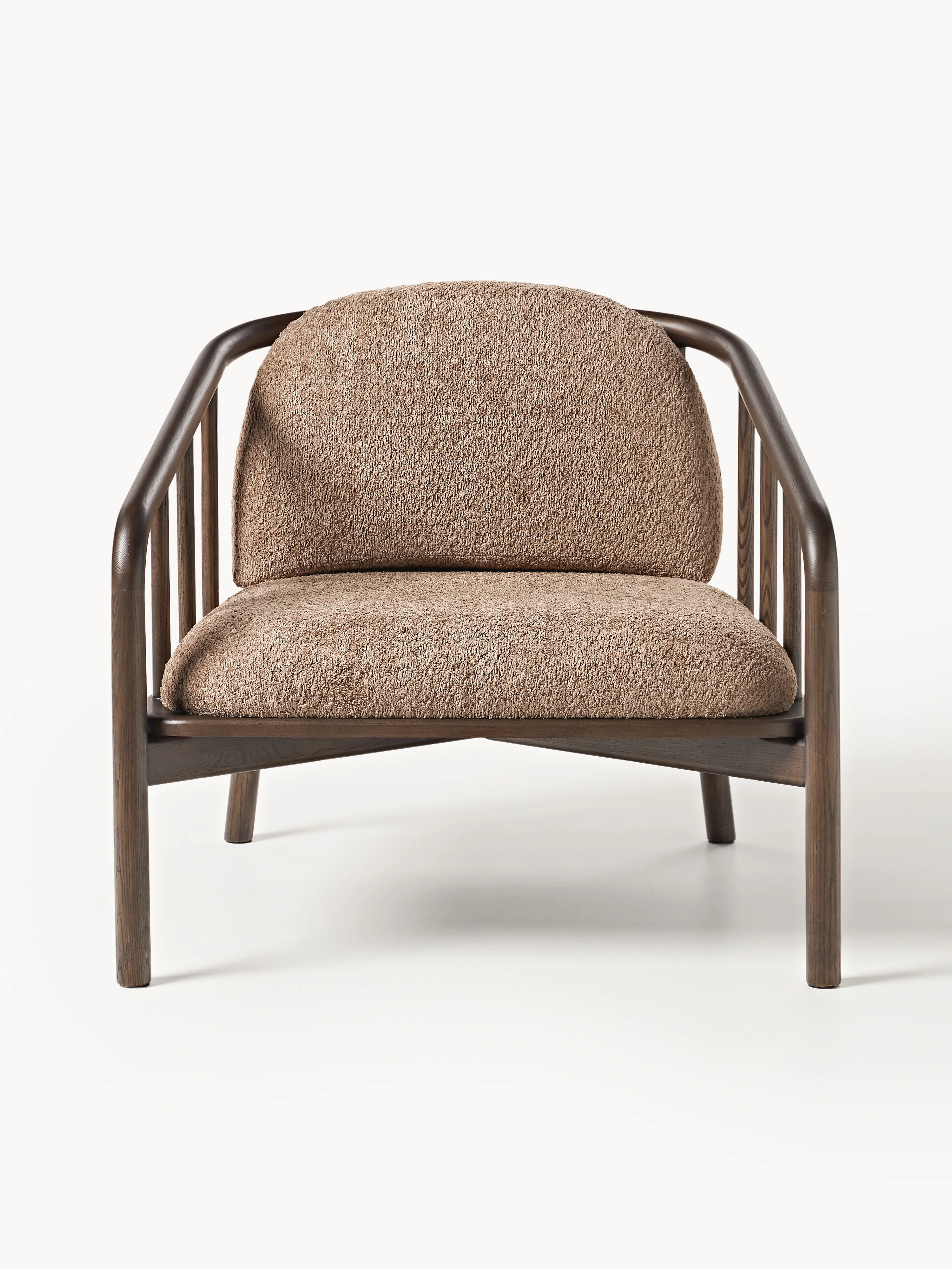 Loungefauteuil Balin van essenhout met teddy-bekleding
