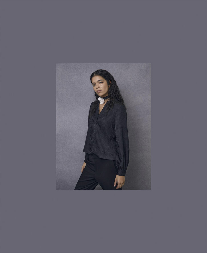 Object OBJJOHNSON RE L/S V-NECK TOP NOOS Black