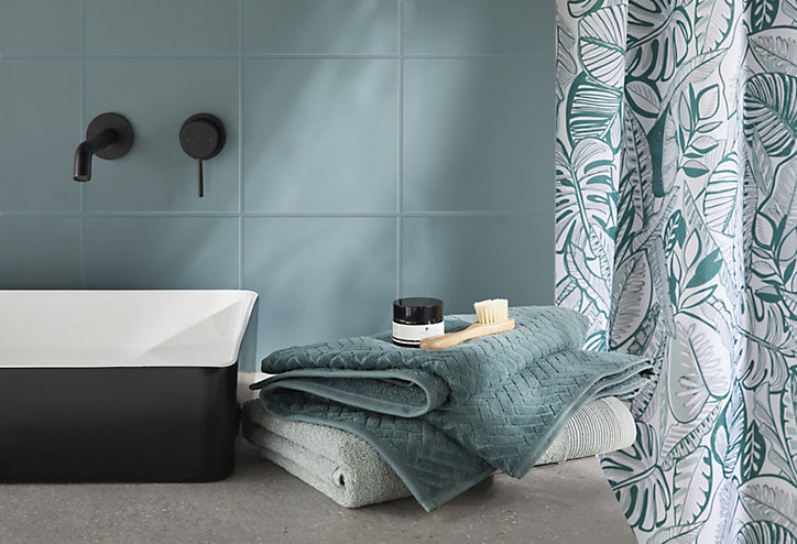 Serviette de bain vert pinède Sary 140 x 70 cm GoodHome