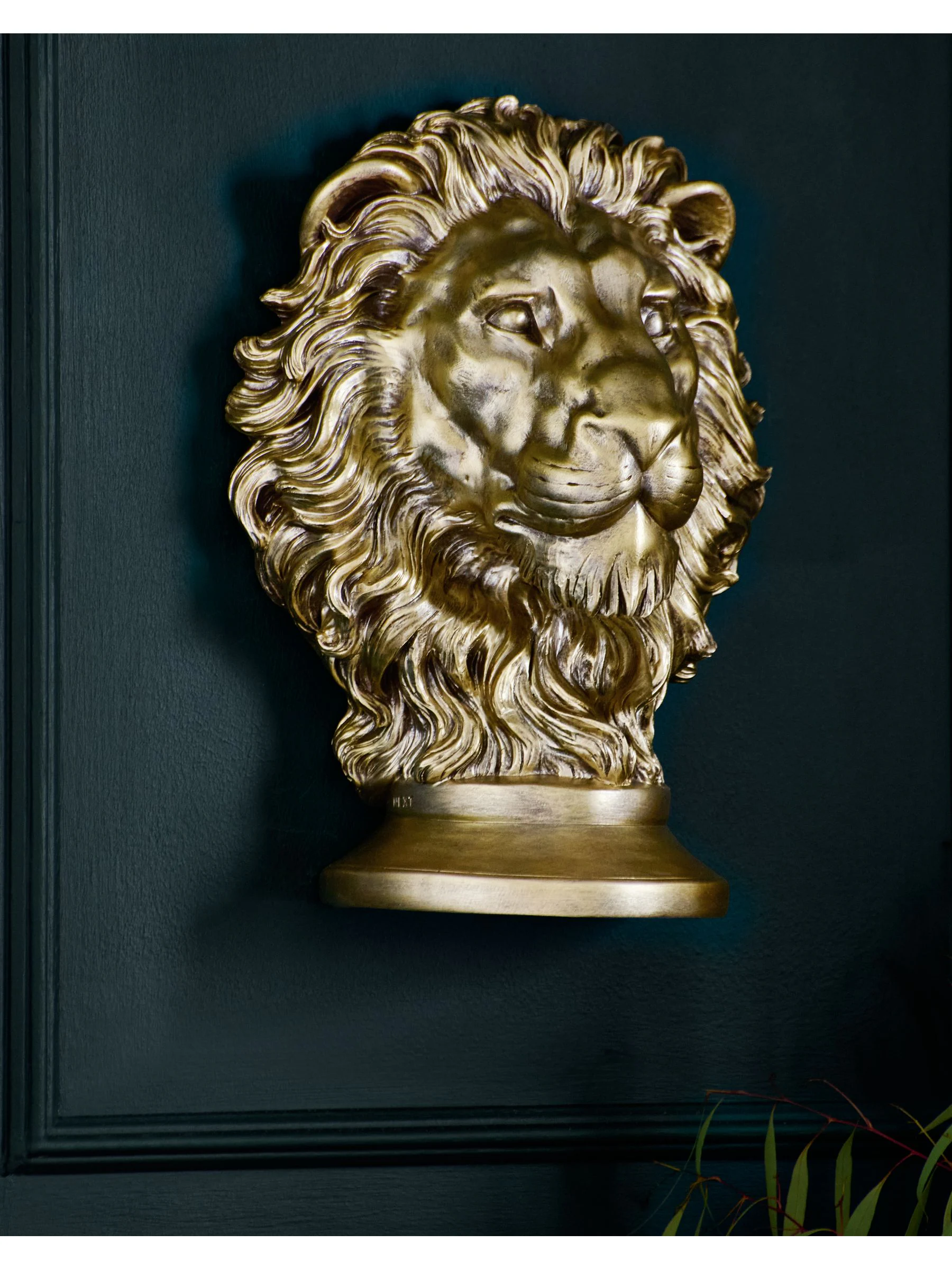 Lion Head Wall Plaque