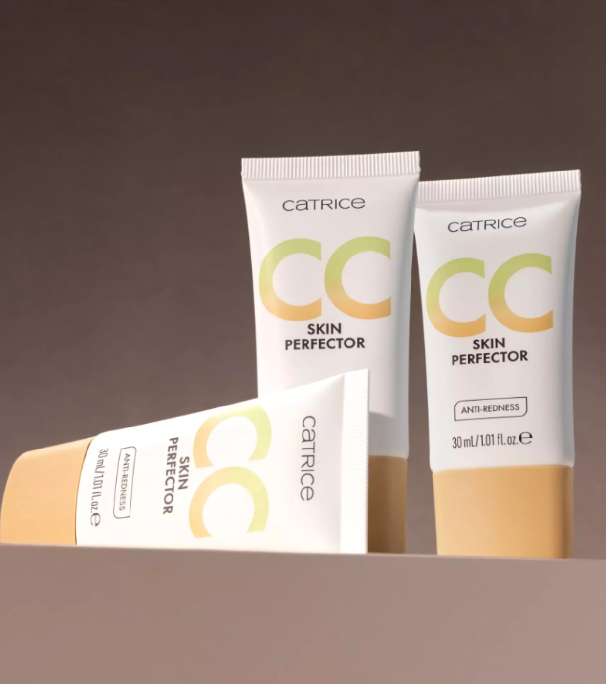 Catrice - Hidratante Corretor de Cor CC Skin Perfector