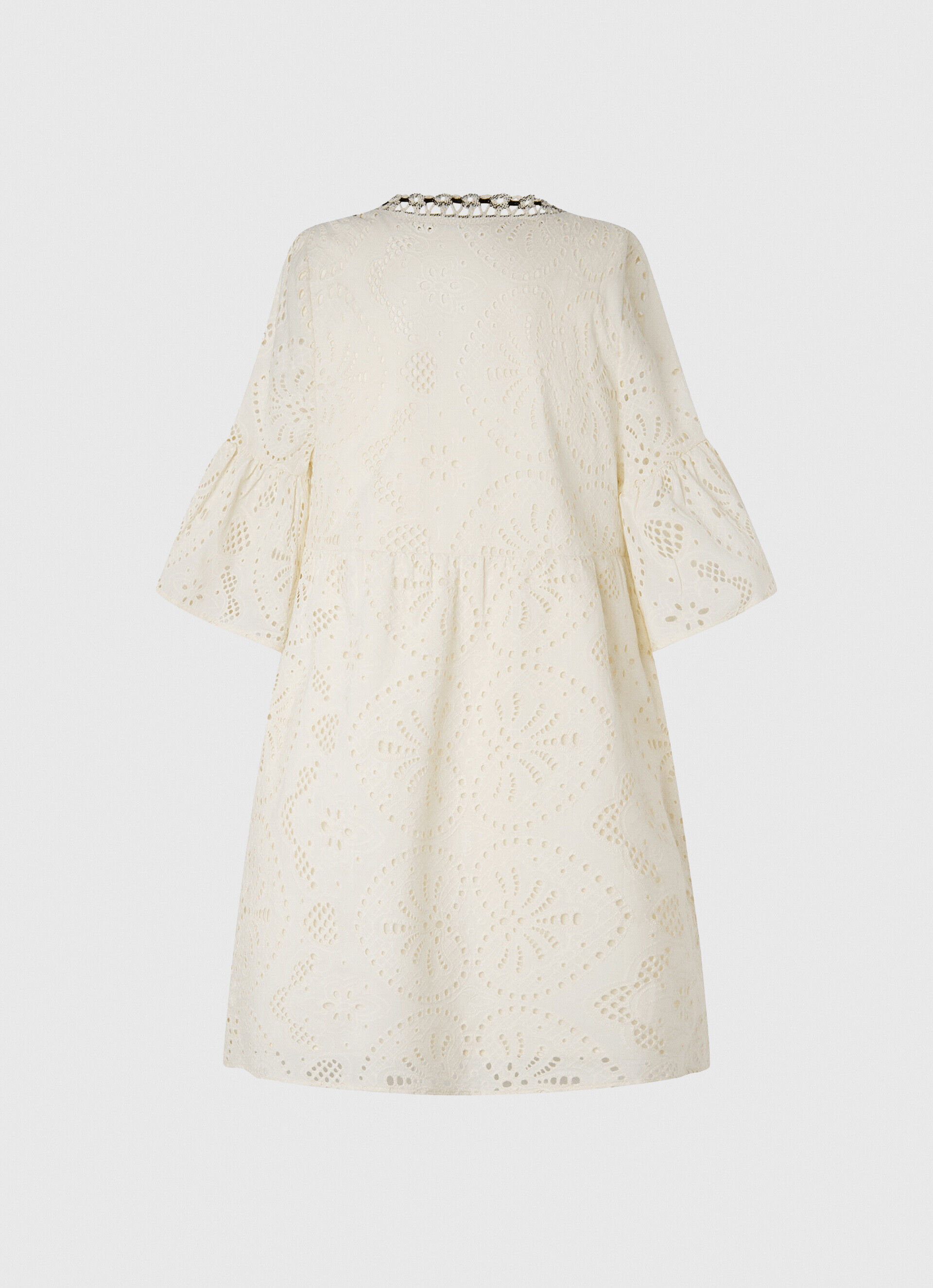 Vestido Padma com detalhes vazados - branco manteiga