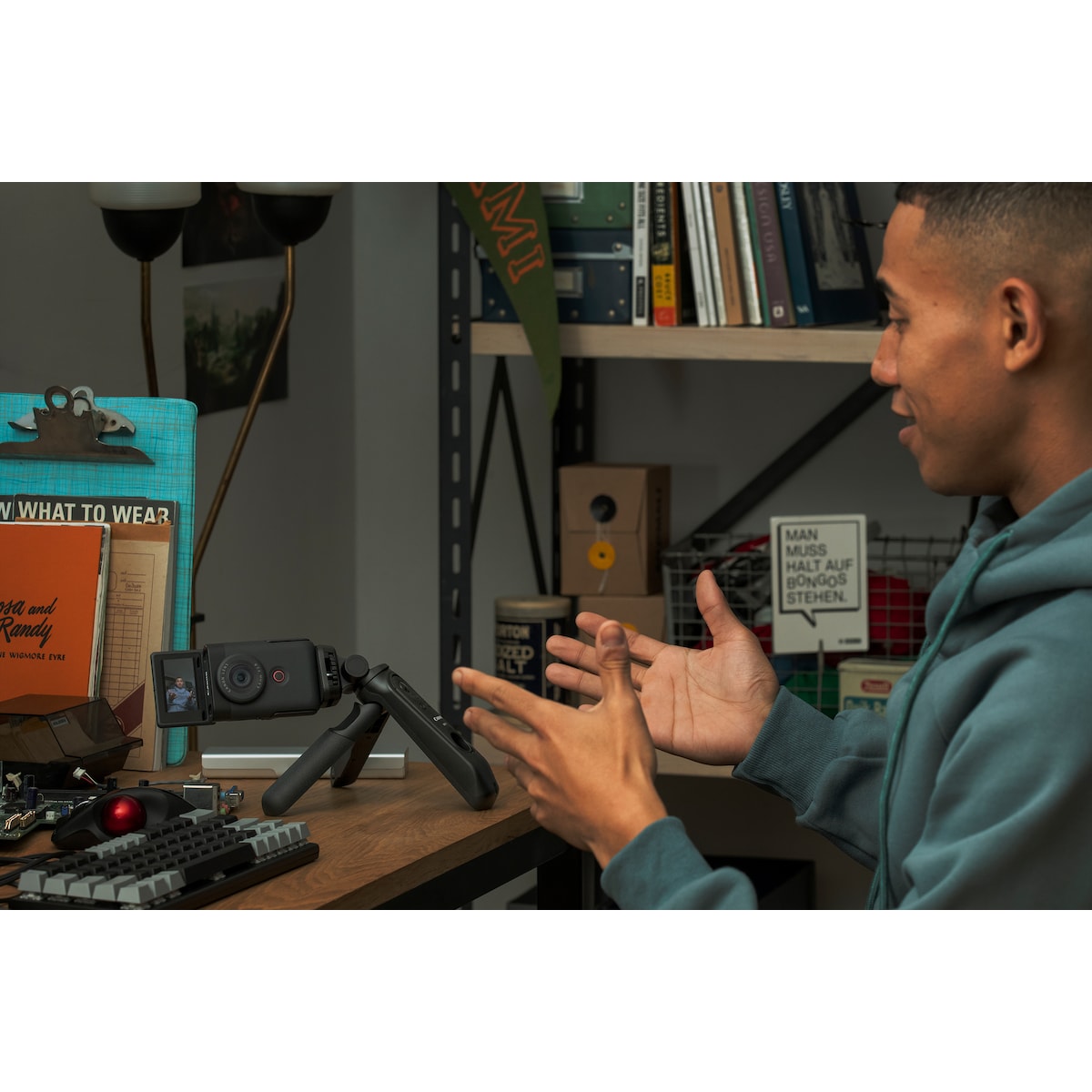 Canon Powershot V10 Vlog Starter Kit