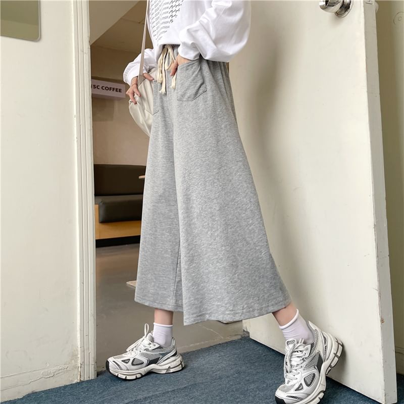 Sisyphi - Capri-broek met trekkoord in de taille en wijde pijpen