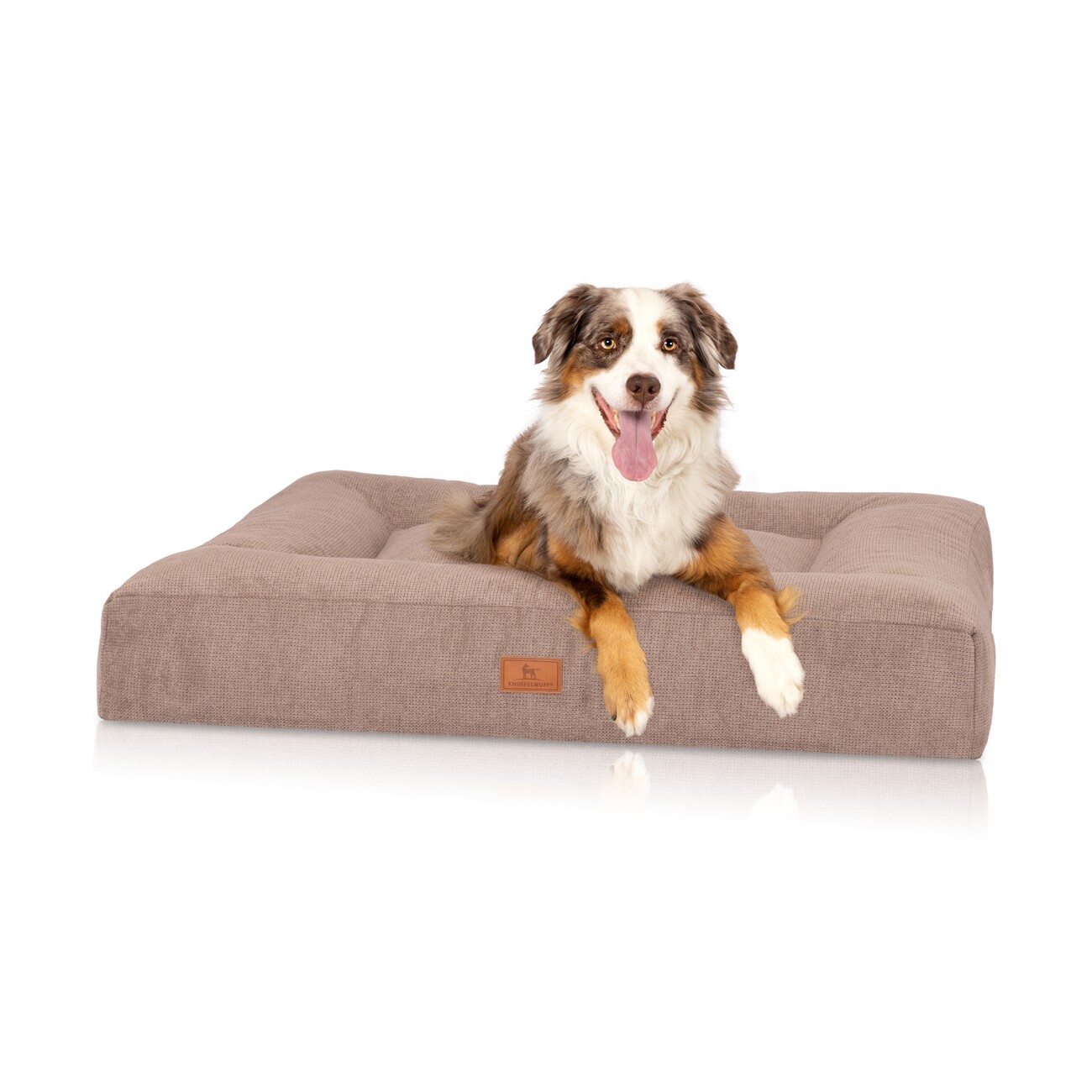 Knuffelwuff orthopädisches Hundebett aus Velours mit Handwebcharakter Sofia beige M-L