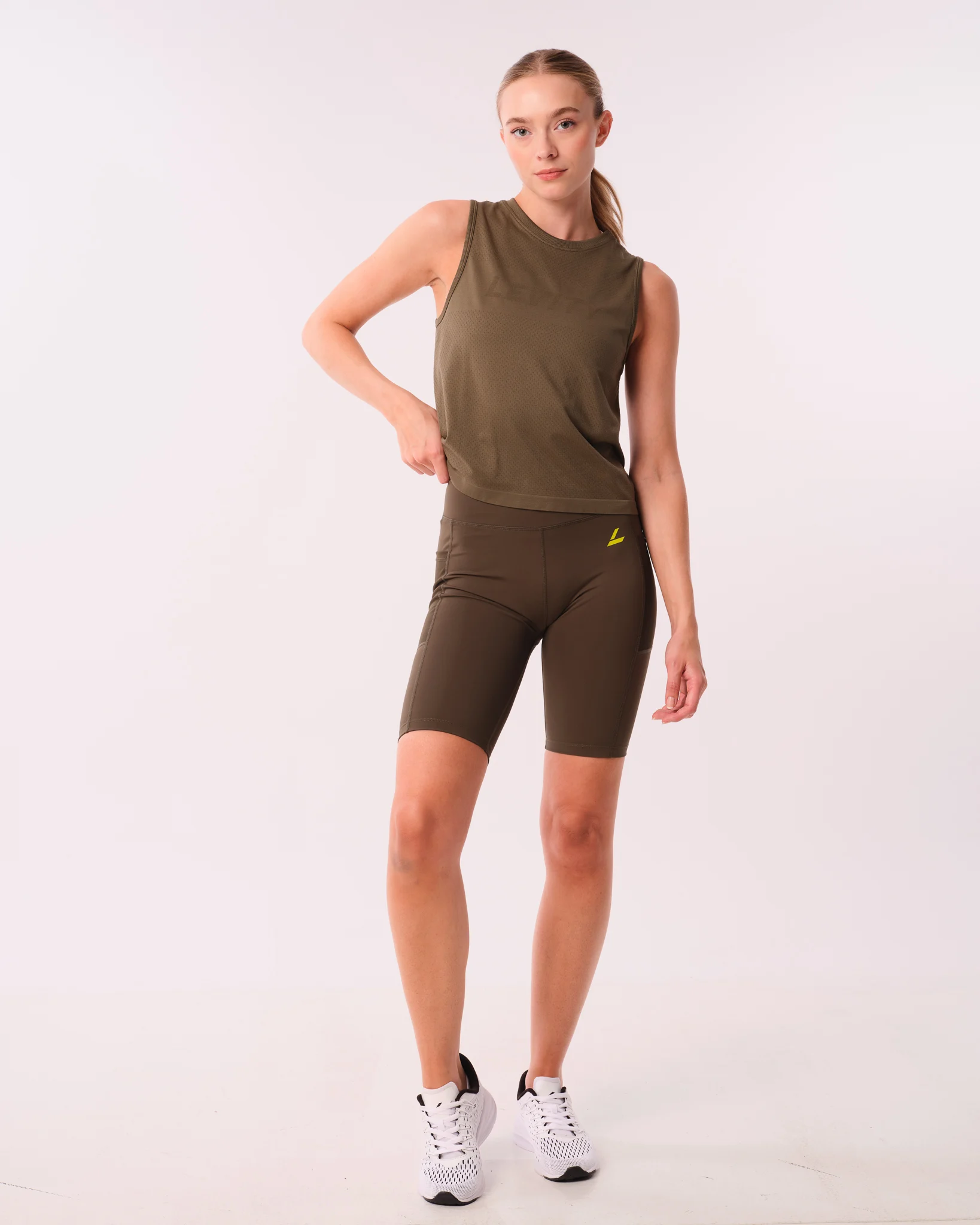 LEVITY Breeze Seamless Tank Dusty Green