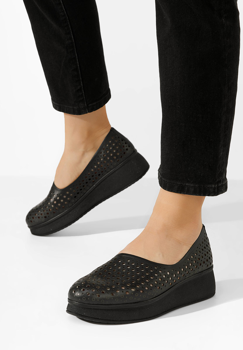 Chaussures casual femme en cuir noirs Patti