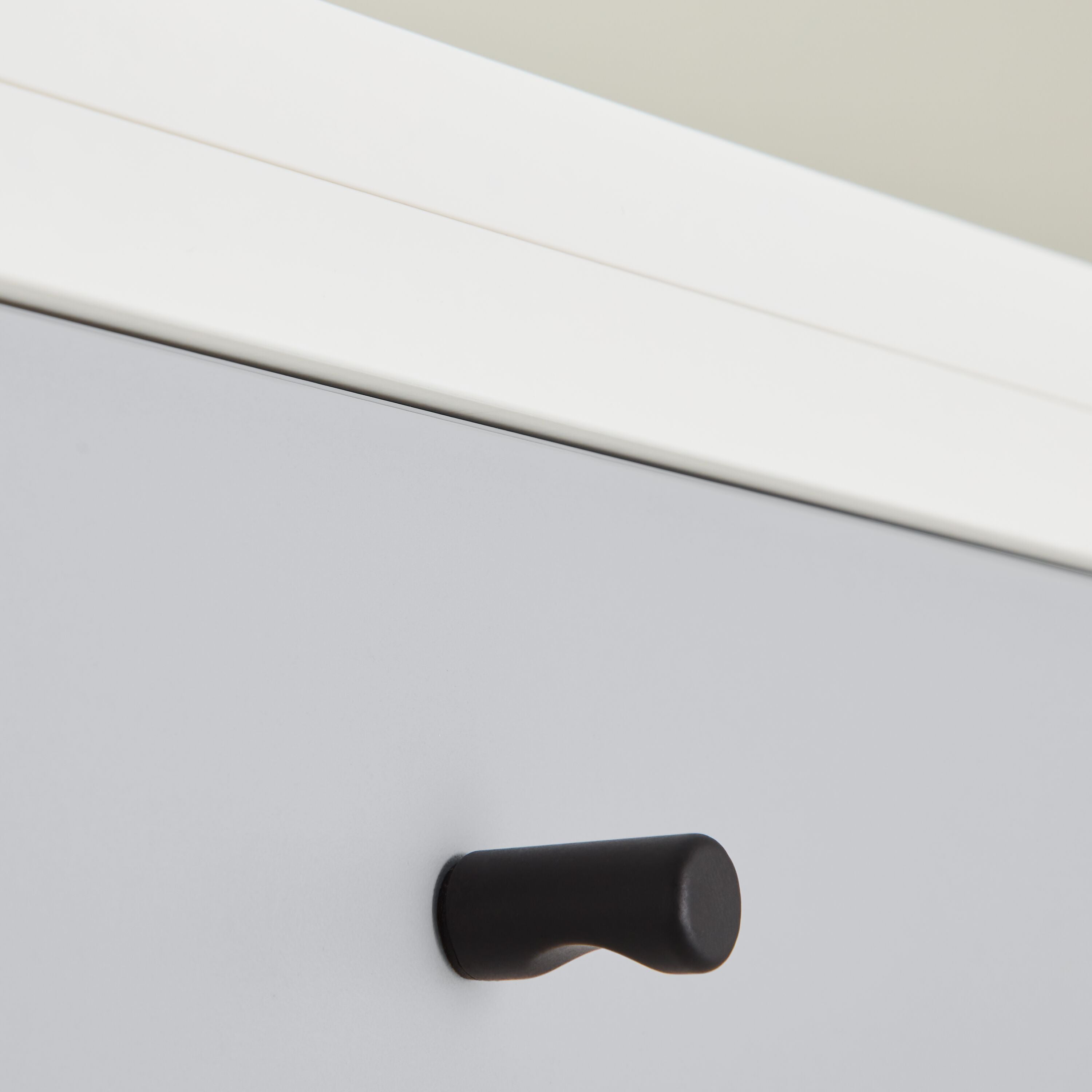 FINJA Highboard - Grau / Weiss / B: 160.0 cm x T: 36.0 cm x H: 123.0 cm
