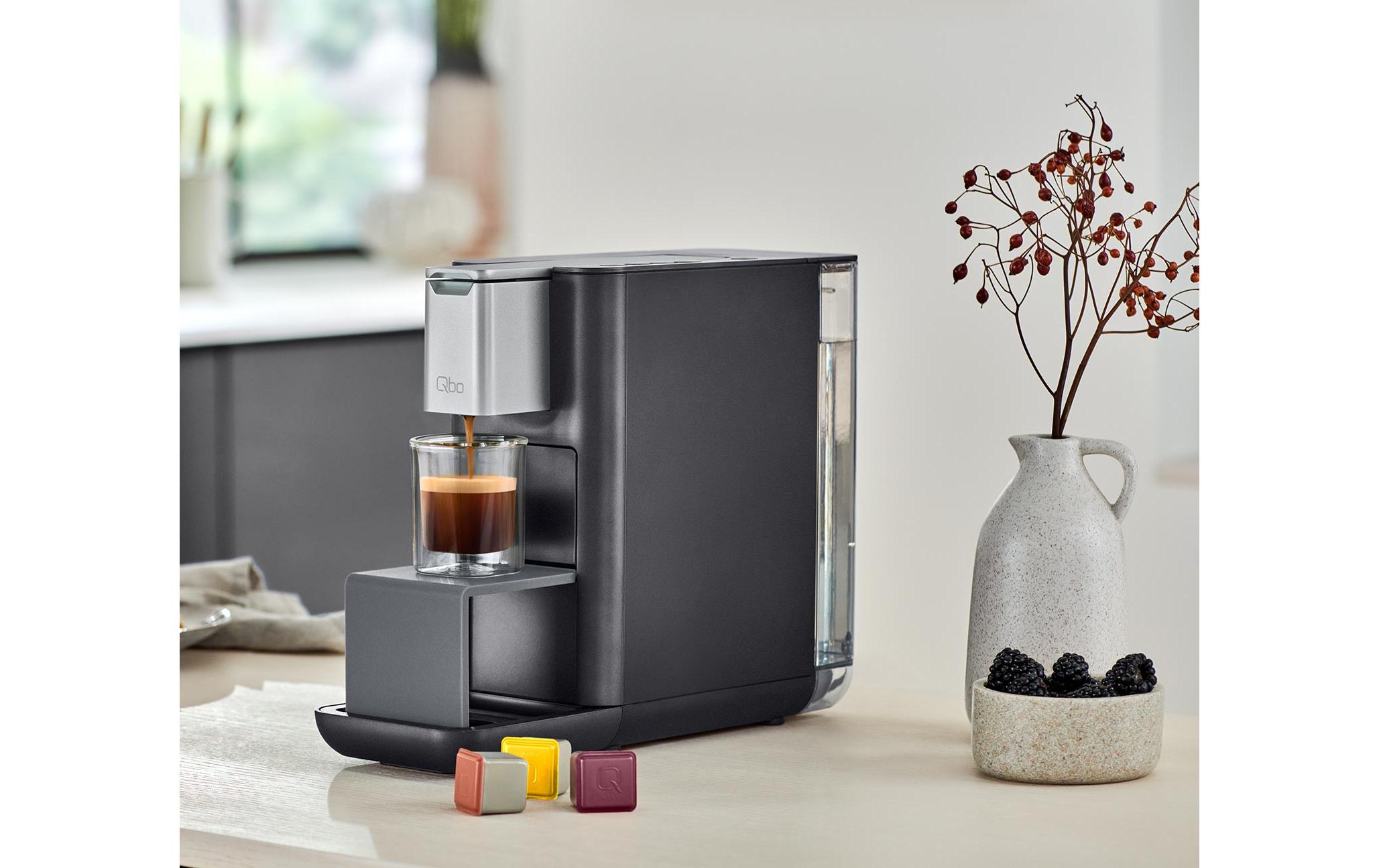 Portionskaffeemaschine Qbo Essential Dark Stone<br>Kapselmaschine mit patentierter PressBrew-Technologie