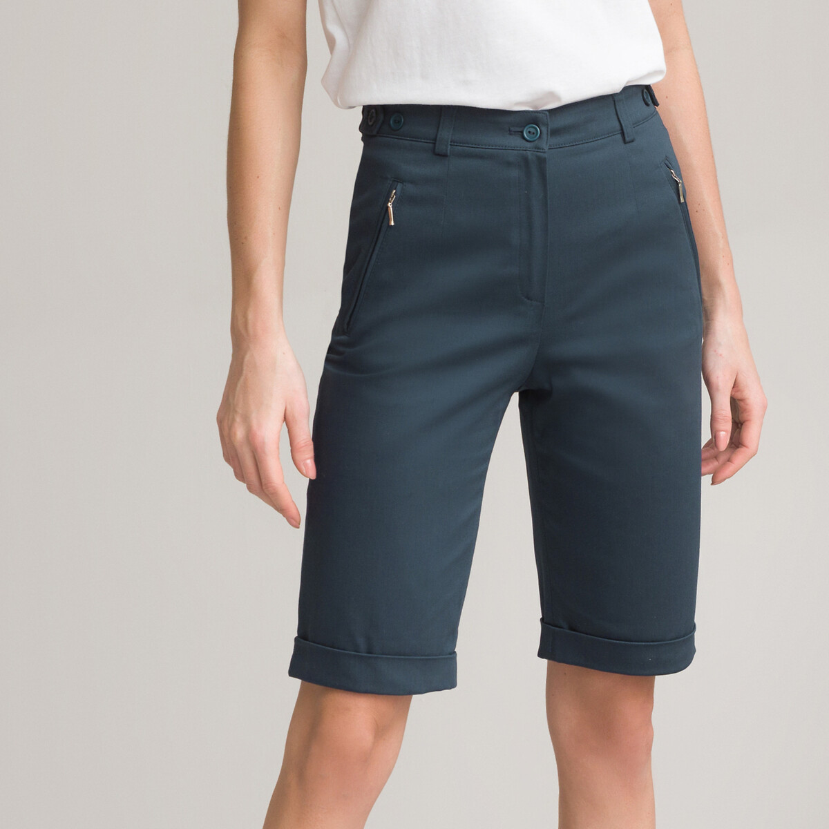 ANNE WEYBURN<br>Bermudas de cetim de algodão elástico