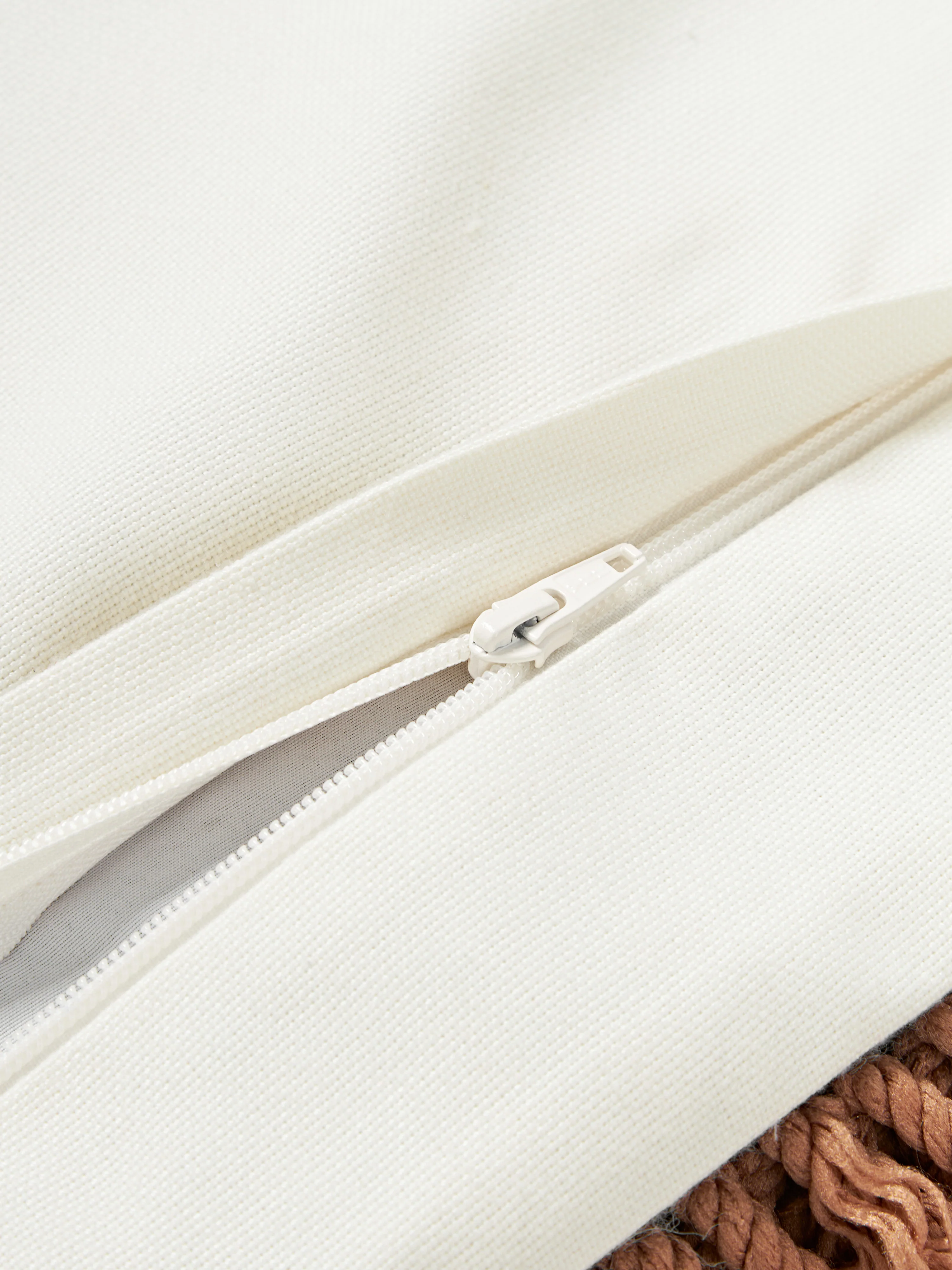 Handgetufte outdoor kussenhoes Luella